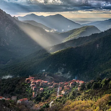Szálloda Des Deux Sorru Bains de Guagno