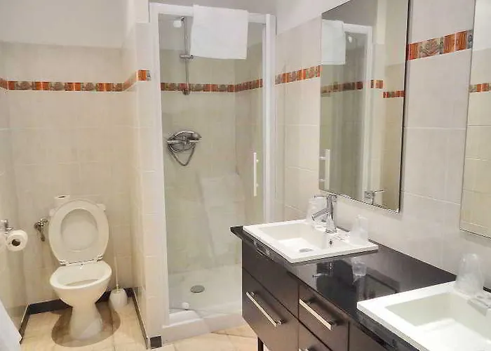 Des Deux Sorru فندق Bains de Guagno
