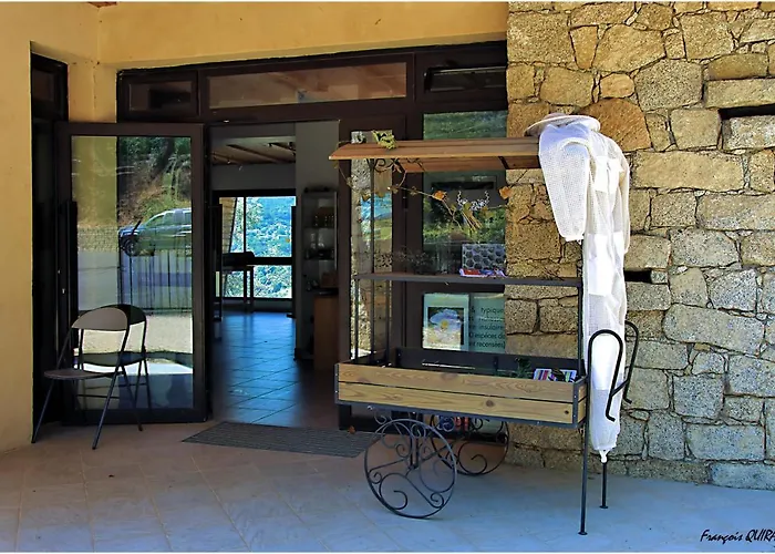 オーベルジュ デ ドゥー ソルー 2*