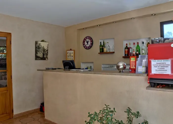 ホテル オーベルジュ デ ドゥー ソルー バン・ド・ガーニョ