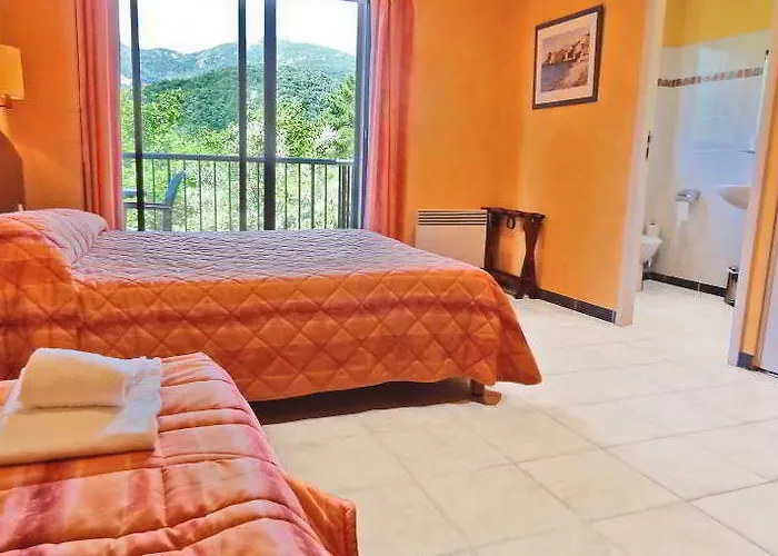 オーベルジュ デ ドゥー ソルー ホテル バン・ド・ガーニョ